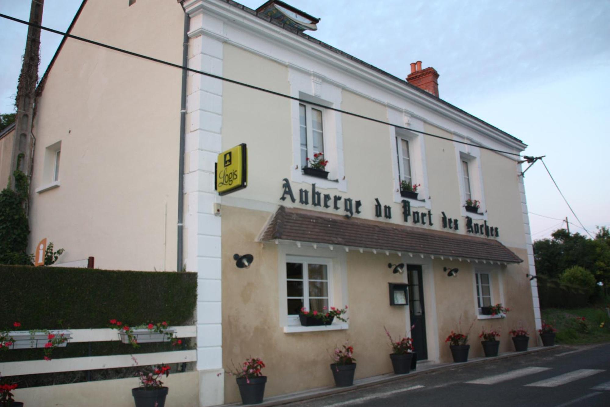 L'Auberge Du Port Des Roches Luche-Pringe Εξωτερικό φωτογραφία