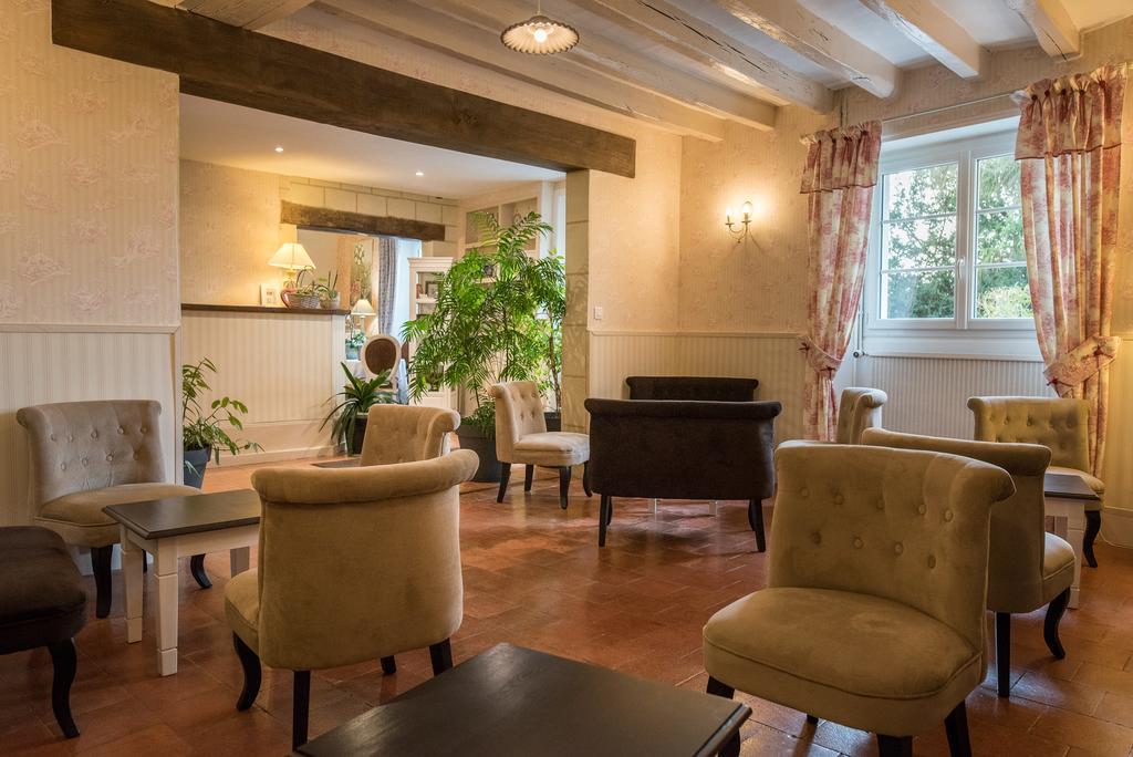 L'Auberge Du Port Des Roches Luche-Pringe Εξωτερικό φωτογραφία